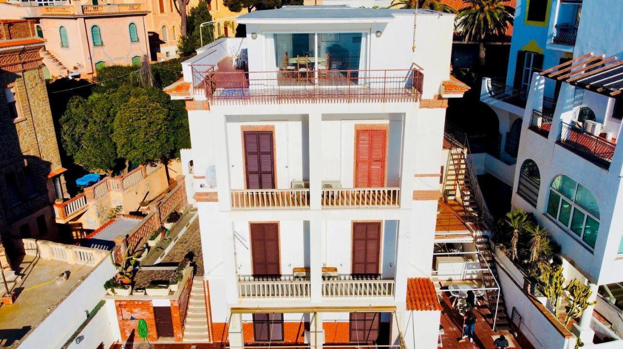Be Your Home - Appartamento 4 Camere Sul Mare Scesa Al Mare Privata Santa Marinella Exteriör bild