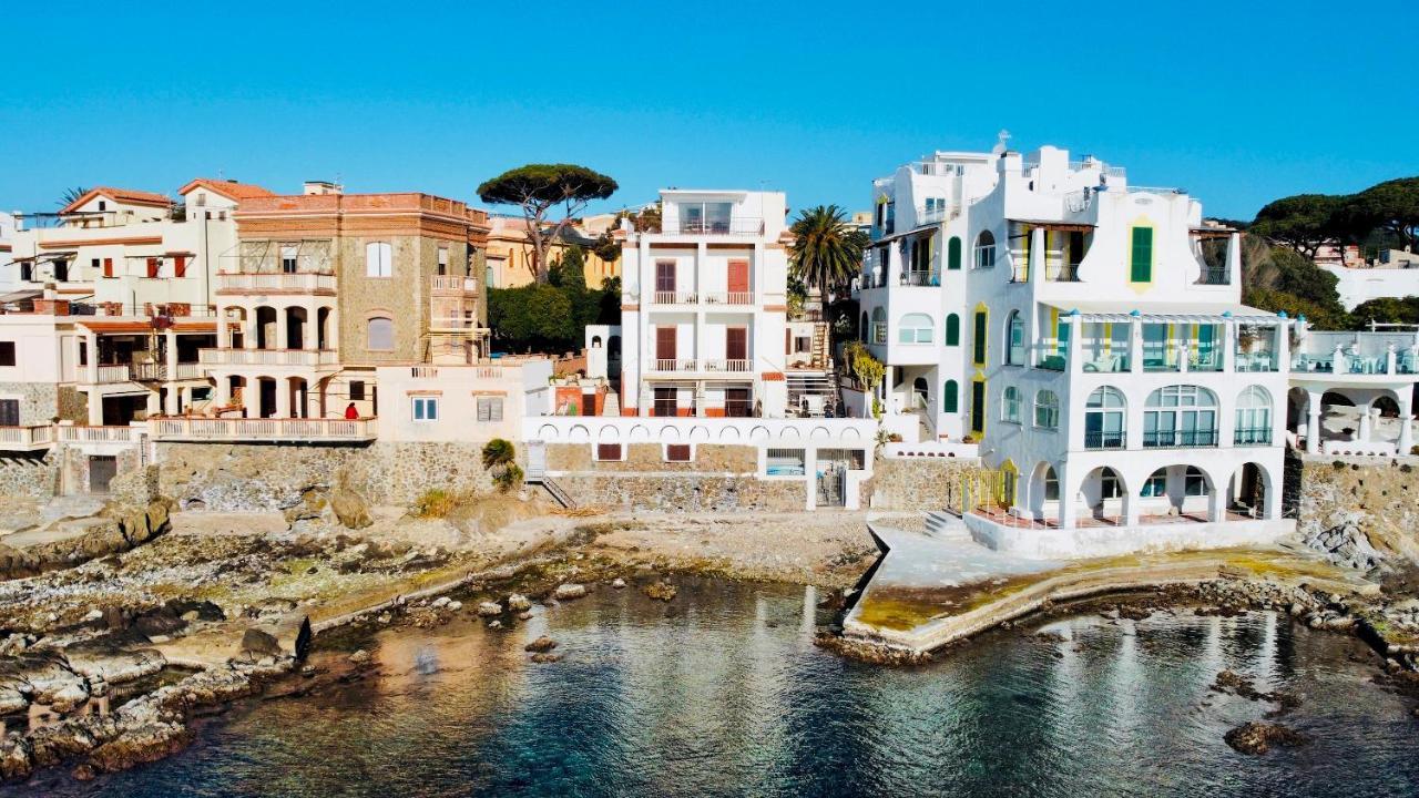 Be Your Home - Appartamento 4 Camere Sul Mare Scesa Al Mare Privata Santa Marinella Exteriör bild