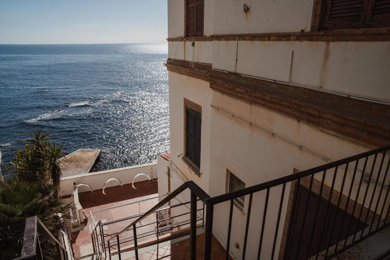 Be Your Home - Appartamento 4 Camere Sul Mare Scesa Al Mare Privata Santa Marinella Exteriör bild