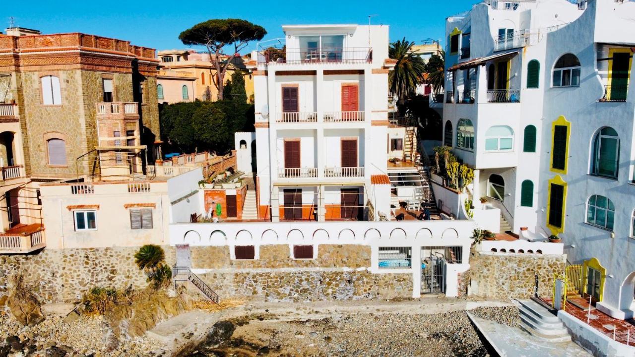 Be Your Home - Appartamento 4 Camere Sul Mare Scesa Al Mare Privata Santa Marinella Exteriör bild