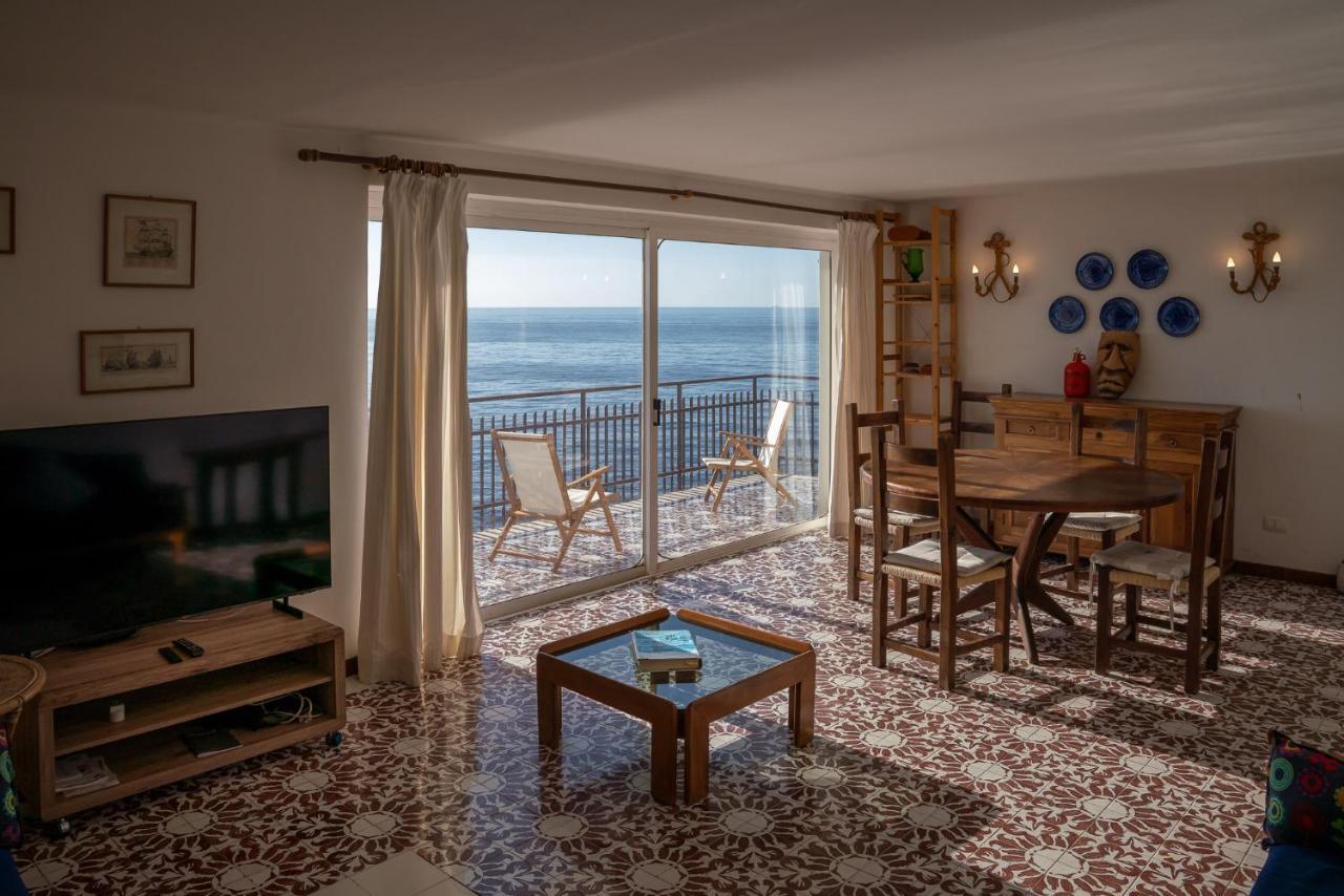 Be Your Home - Appartamento 4 Camere Sul Mare Scesa Al Mare Privata Santa Marinella Exteriör bild