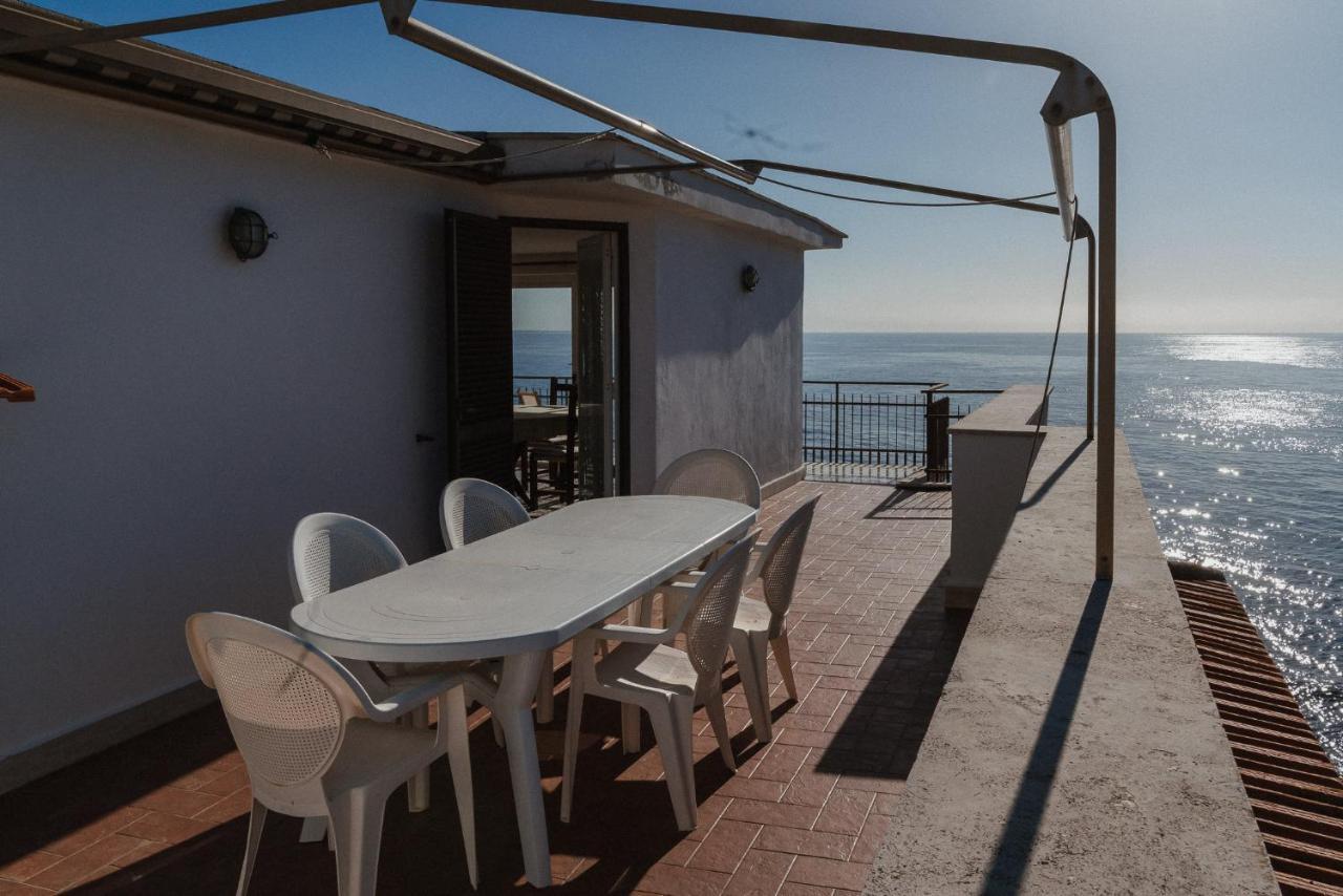 Be Your Home - Appartamento 4 Camere Sul Mare Scesa Al Mare Privata Santa Marinella Exteriör bild